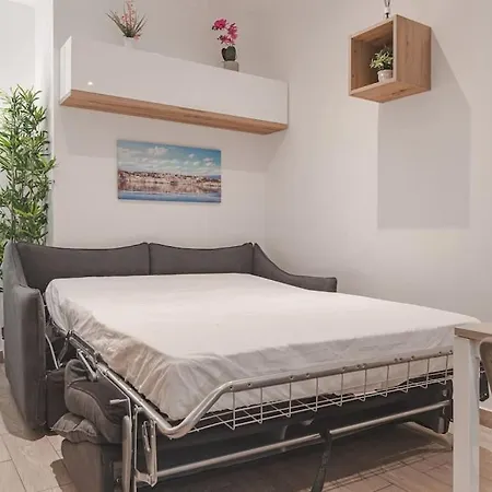 10 Minuti Dal Mare E Dalla Stazione - Relaxhouse